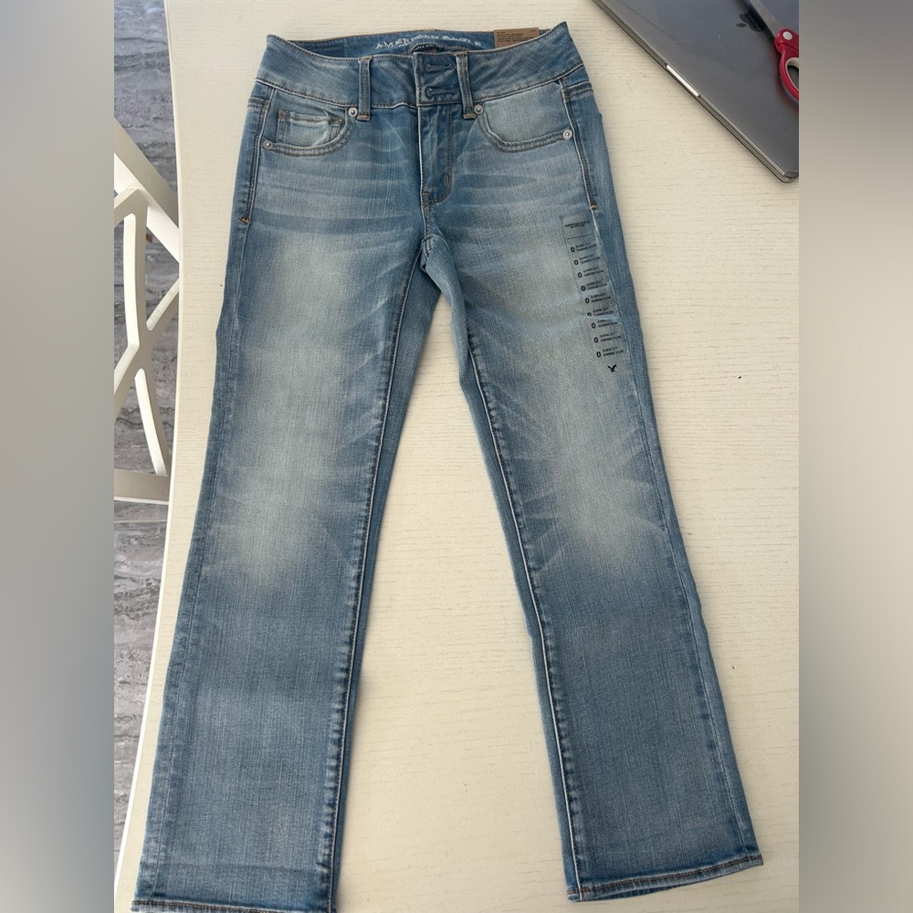 BRAND NEW AMERICAN EAGLE JEANS